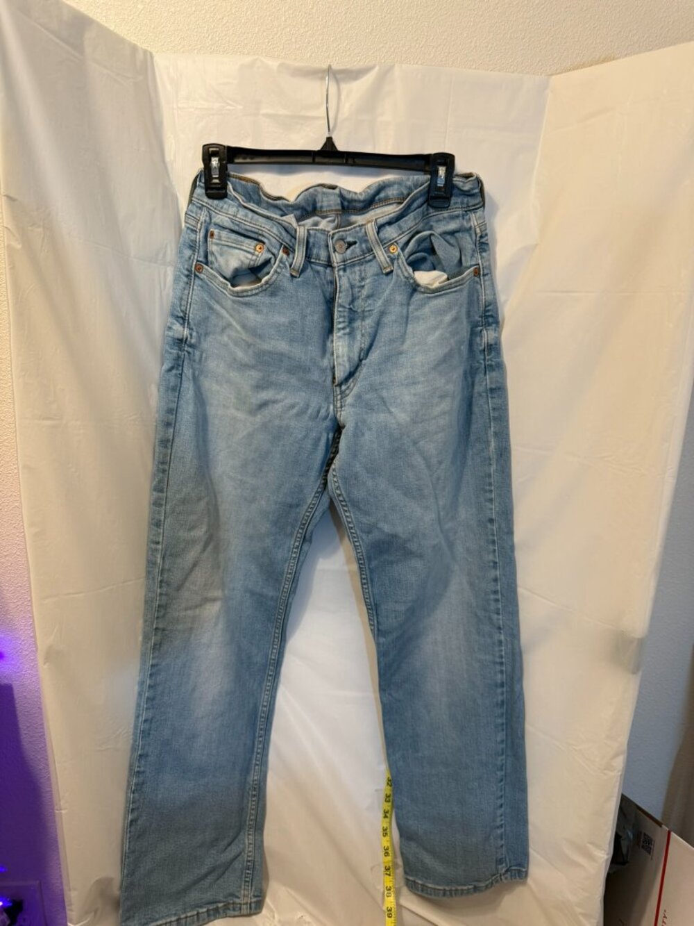 Levi's 514 Straight Fit Jeans 32x30 Light Wash Blue | Classic Men's Straight Leg